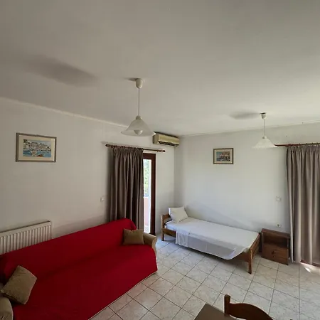 Zac & Georgio Aparthotel