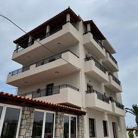 Zac & Georgio Aparthotel