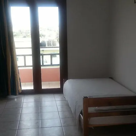 Aparthotel Zac & Georgio Gazi